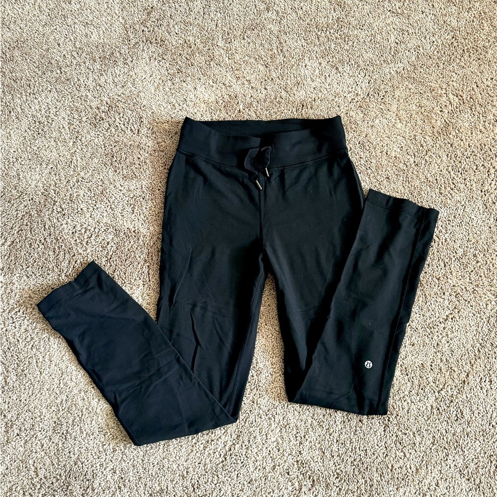 Lululemon joggers size 4 SOLD